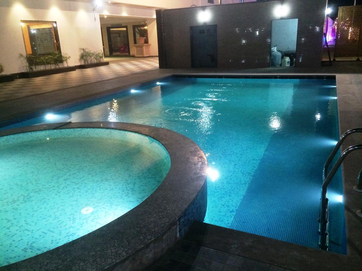 จันทรา แกรนด์ Hotel จ๊อดปูร์ ภายนอก รูปภาพ