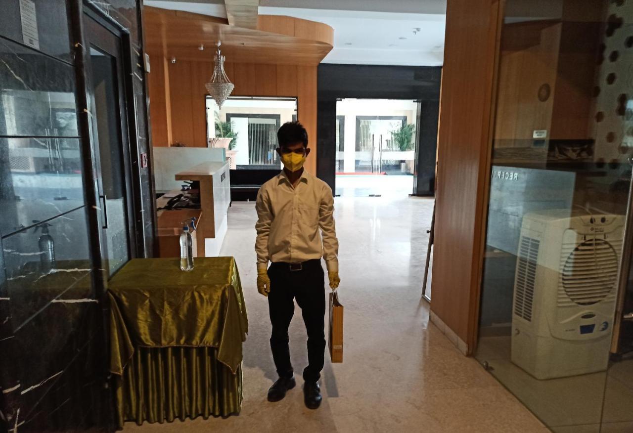 จันทรา แกรนด์ Hotel จ๊อดปูร์ ภายนอก รูปภาพ